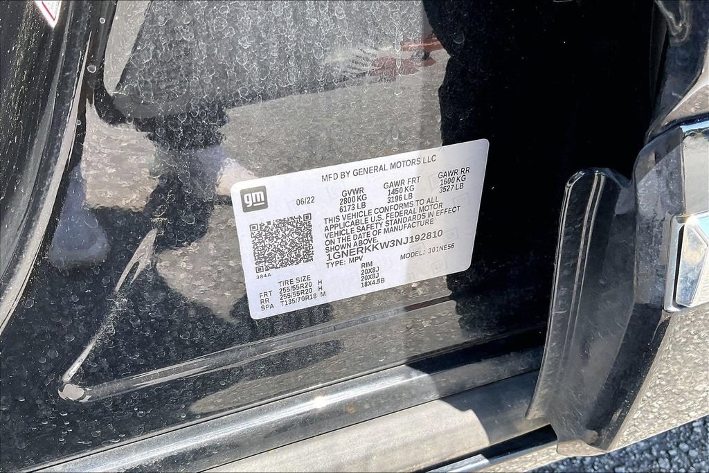 Used 2022 Chevrolet Traverse Premier w/ LPO, Floor Liner Package FWD image 36