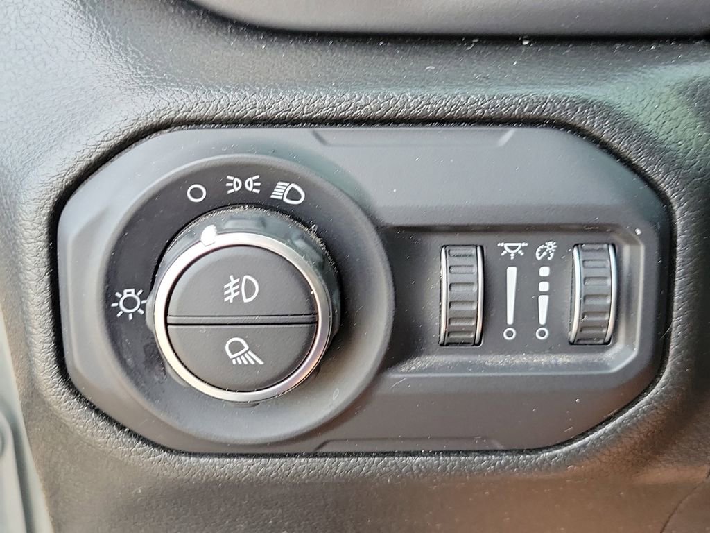 Used 2022 Jeep Gladiator Sport AWD/4WD image 24