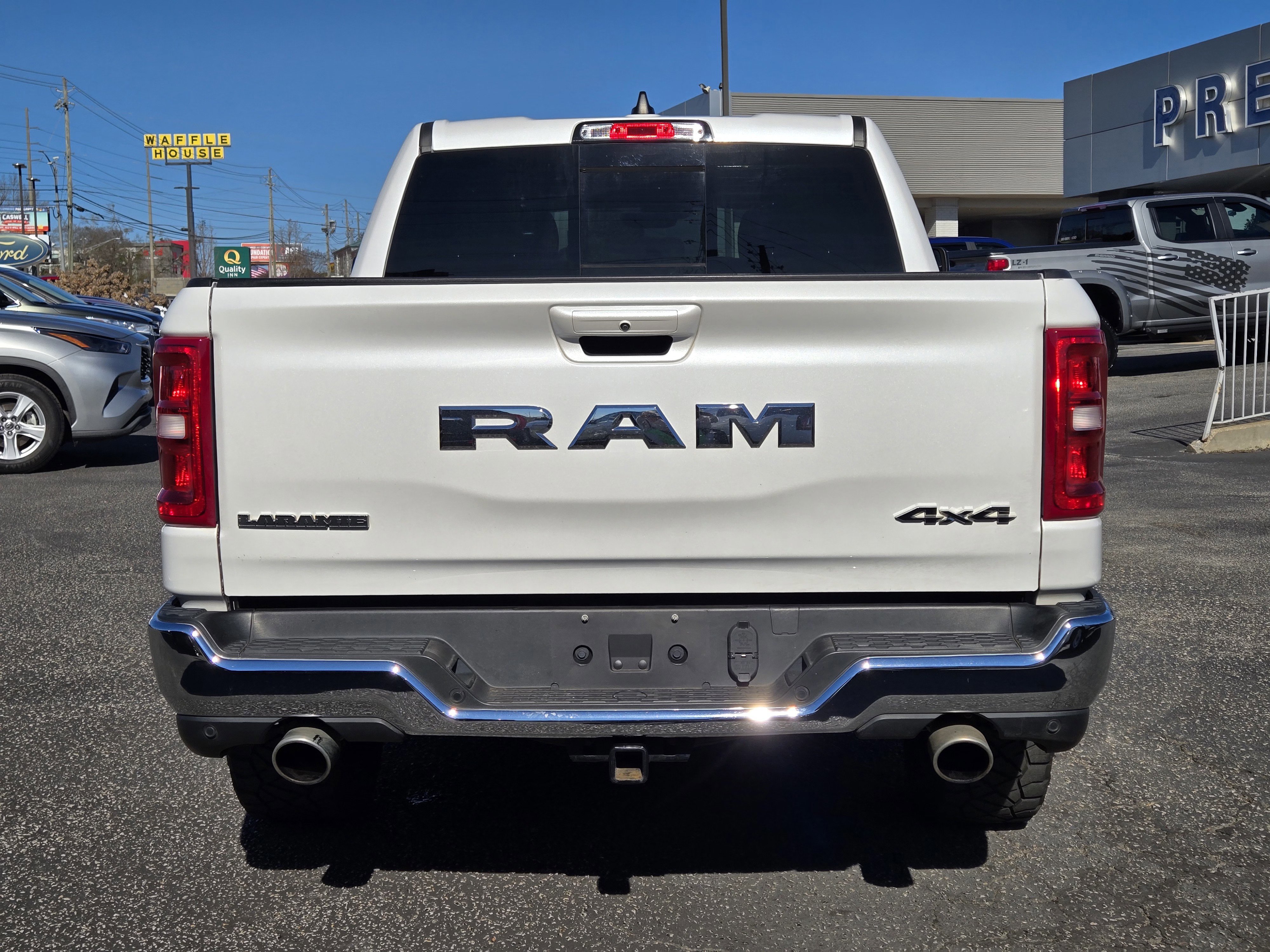 Used 2025 RAM 1500 Laramie image 5