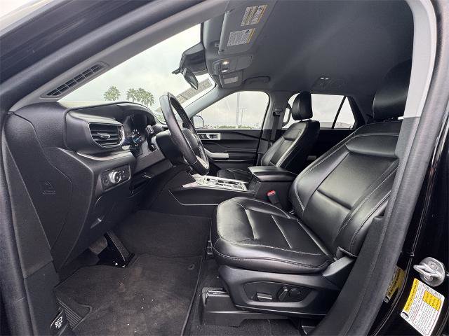 Certified 2021 Ford Explorer XLT w/ Equipment Group 202A image 14