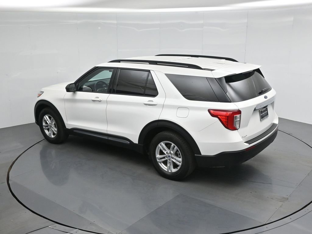 Certified 2023 Ford Explorer XLT RWD image 41