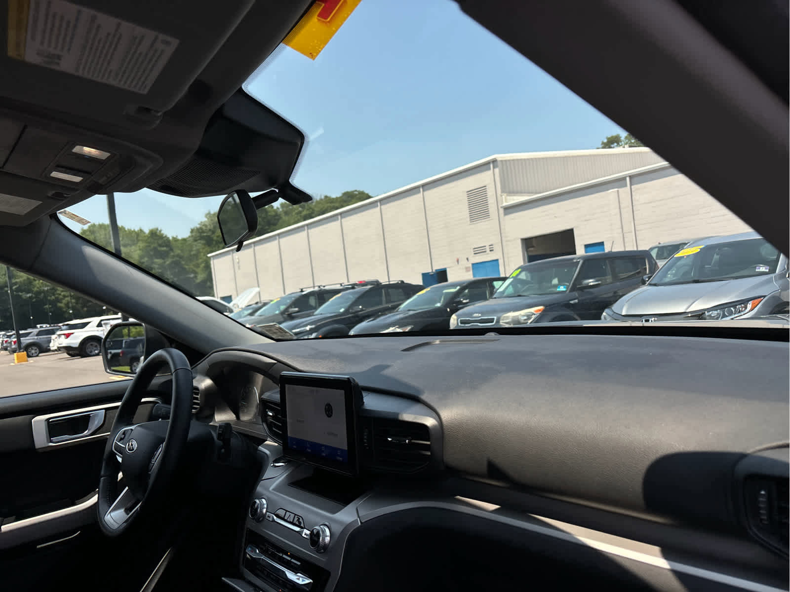 Certified 2022 Ford Explorer XLT image 30