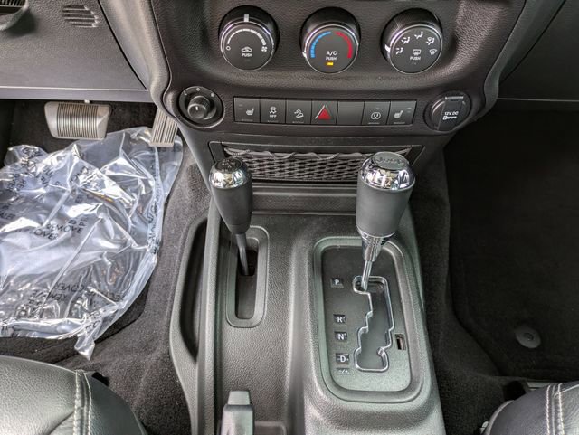 Used 2017 Jeep Wrangler Sahara w/ Quick Order Package 24E Chief AWD/4WD image 19