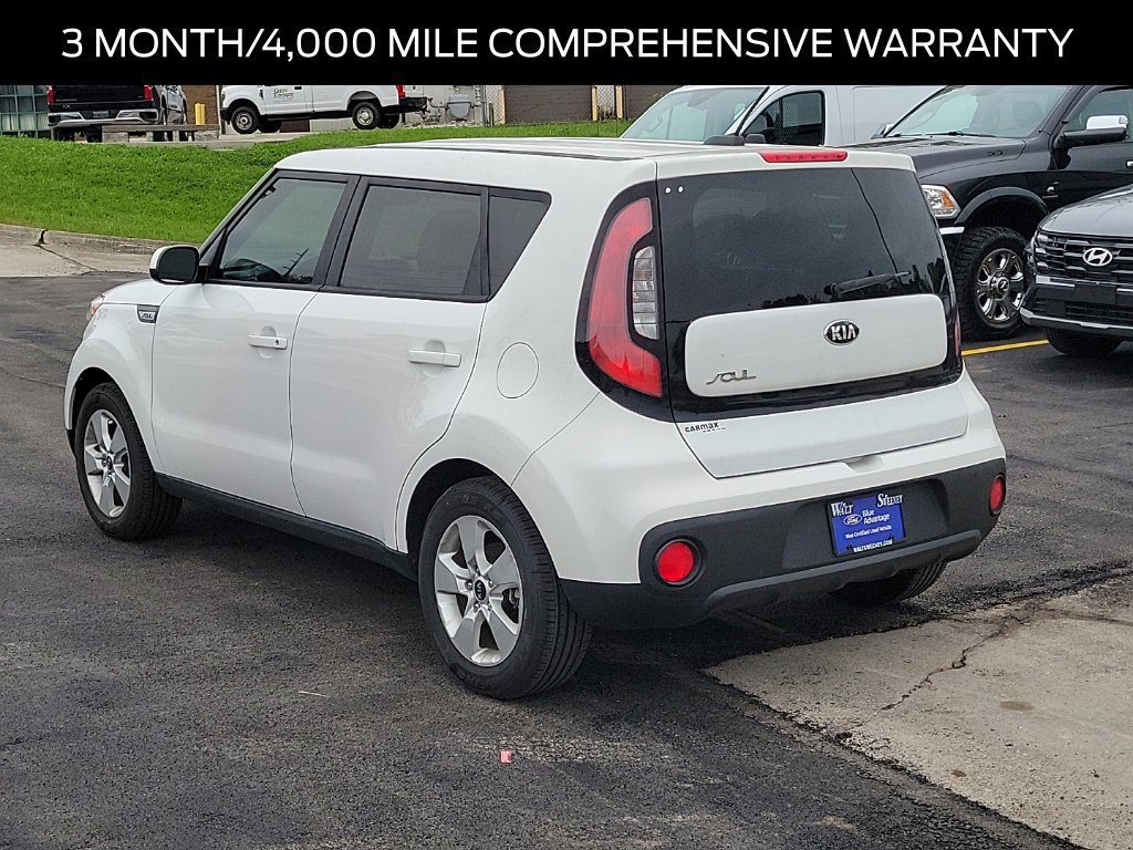Used 2017 Kia Soul FWD image 3