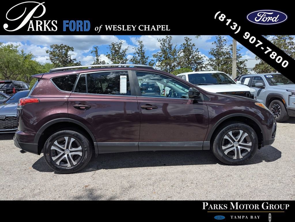 Used 2017 Toyota RAV4 LE image 2
