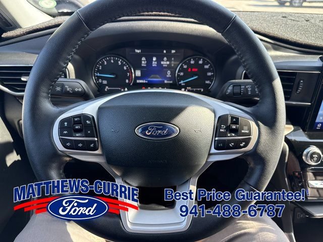 Certified 2023 Ford Explorer Limited w/ Limited Technology Package RWD image 18