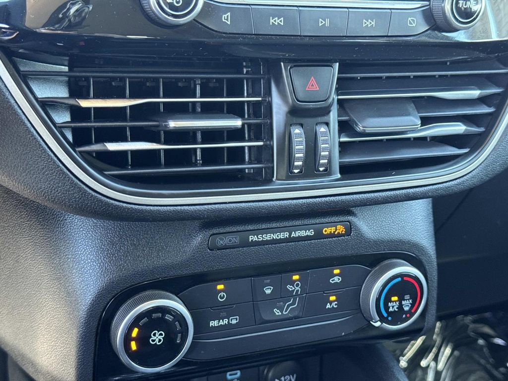 Certified 2022 Ford Escape SE image 14