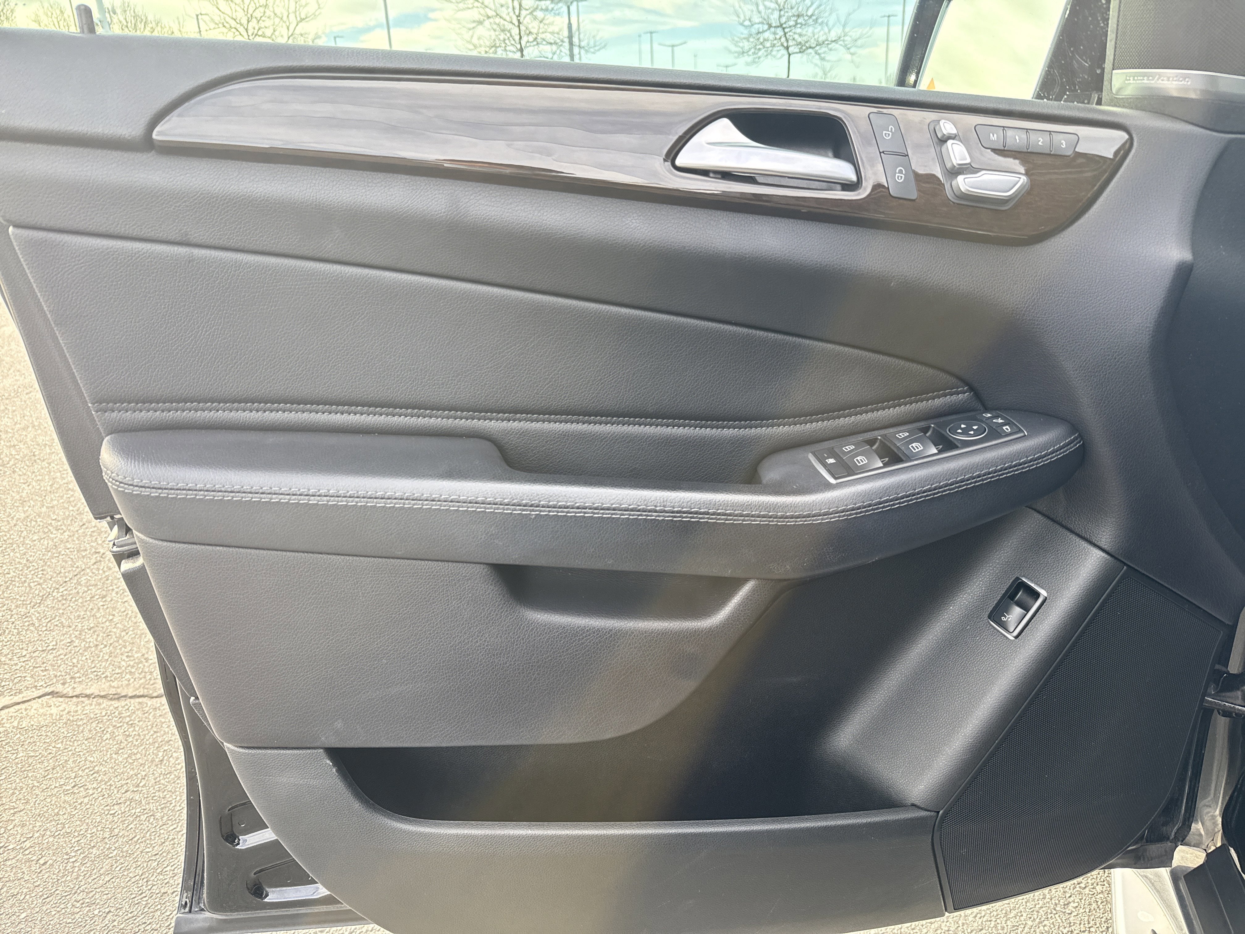 Used 2017 Mercedes-Benz GLE 350 4MATIC image 14