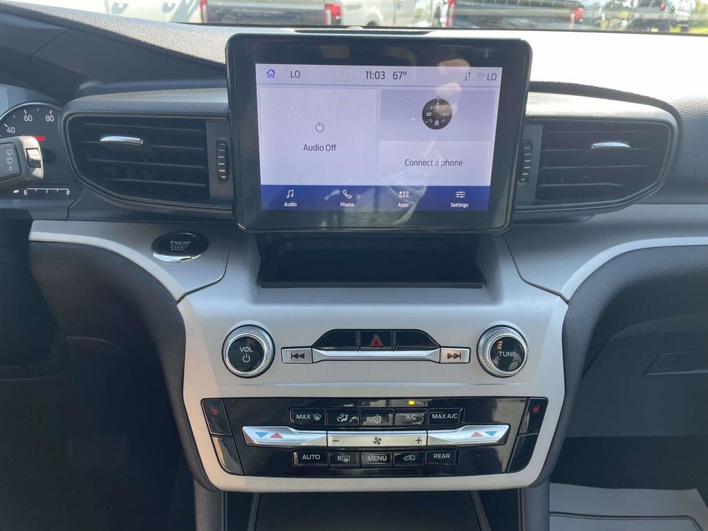 Certified 2024 Ford Explorer XLT image 21