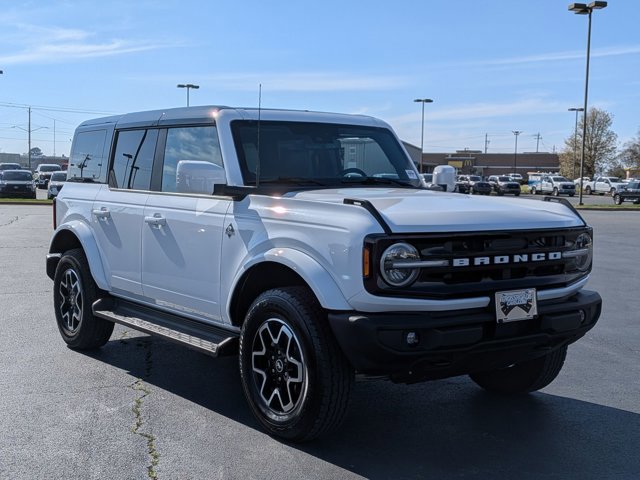 Certified 2025 Ford Bronco Outer Banks