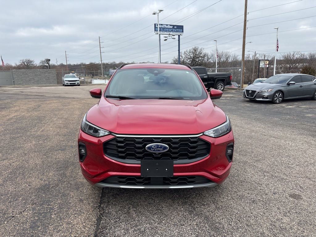 Certified 2024 Ford Escape ST-Line Select w/ Tech Pack #2 image 6