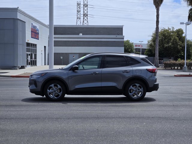 Certified 2025 Ford Escape ST-Line FWD image 7