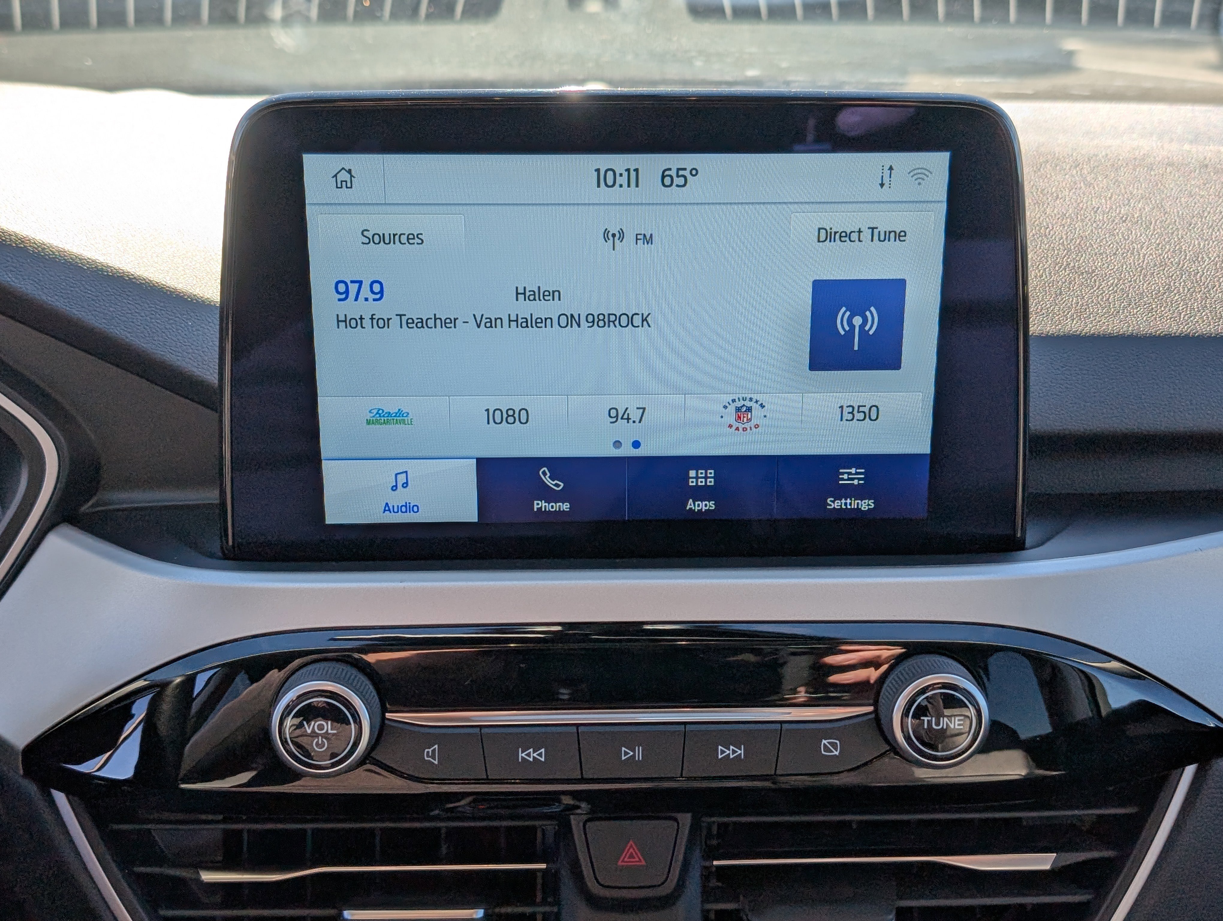 Certified 2021 Ford Escape SEL image 28