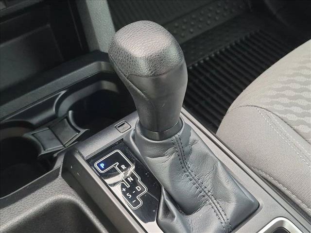 Used 2023 Toyota Tacoma SR w/ SR Convenience Package RWD image 11