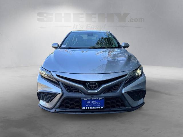 Used 2022 Toyota Camry SE w/ Cold Weather Package FWD image 19