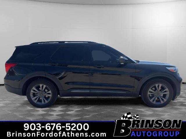 Certified 2023 Ford Explorer XLT w/ Equipment Group 202A RWD image 4