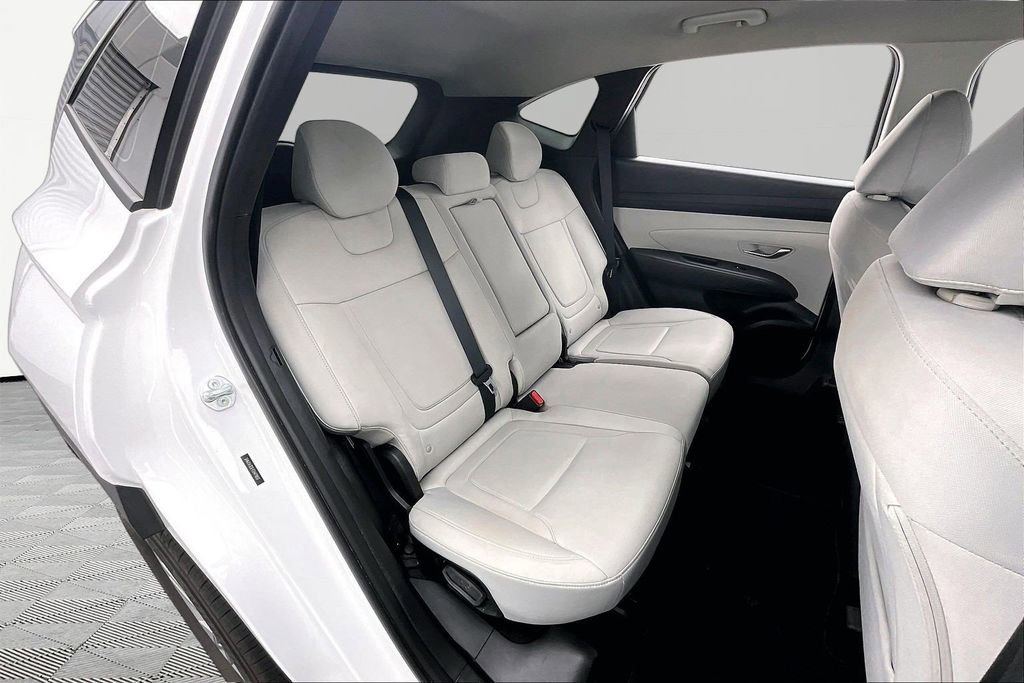 Used 2025 Hyundai Tucson SE FWD image 27