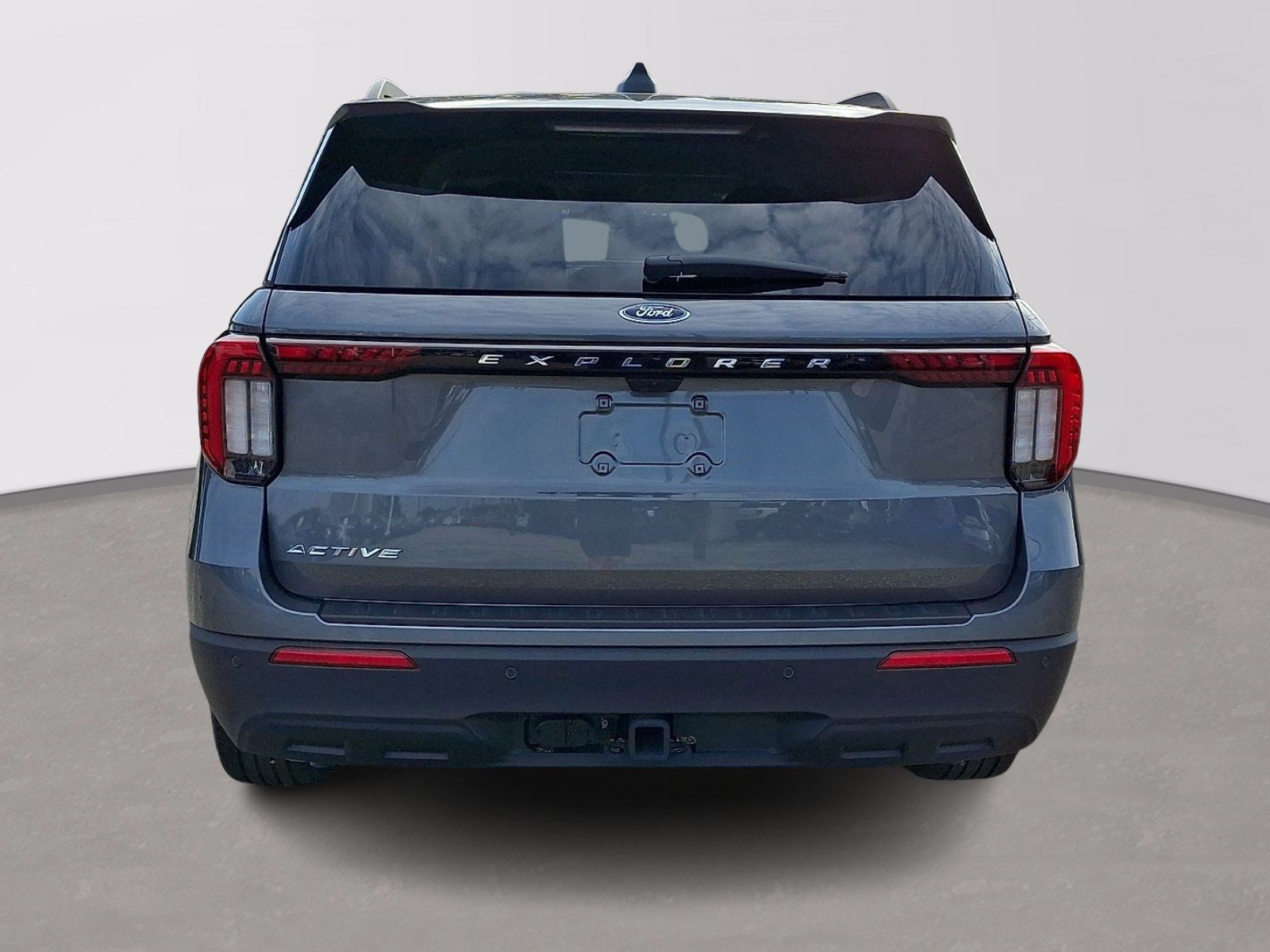 Certified 2025 Ford Explorer Active RWD image 5