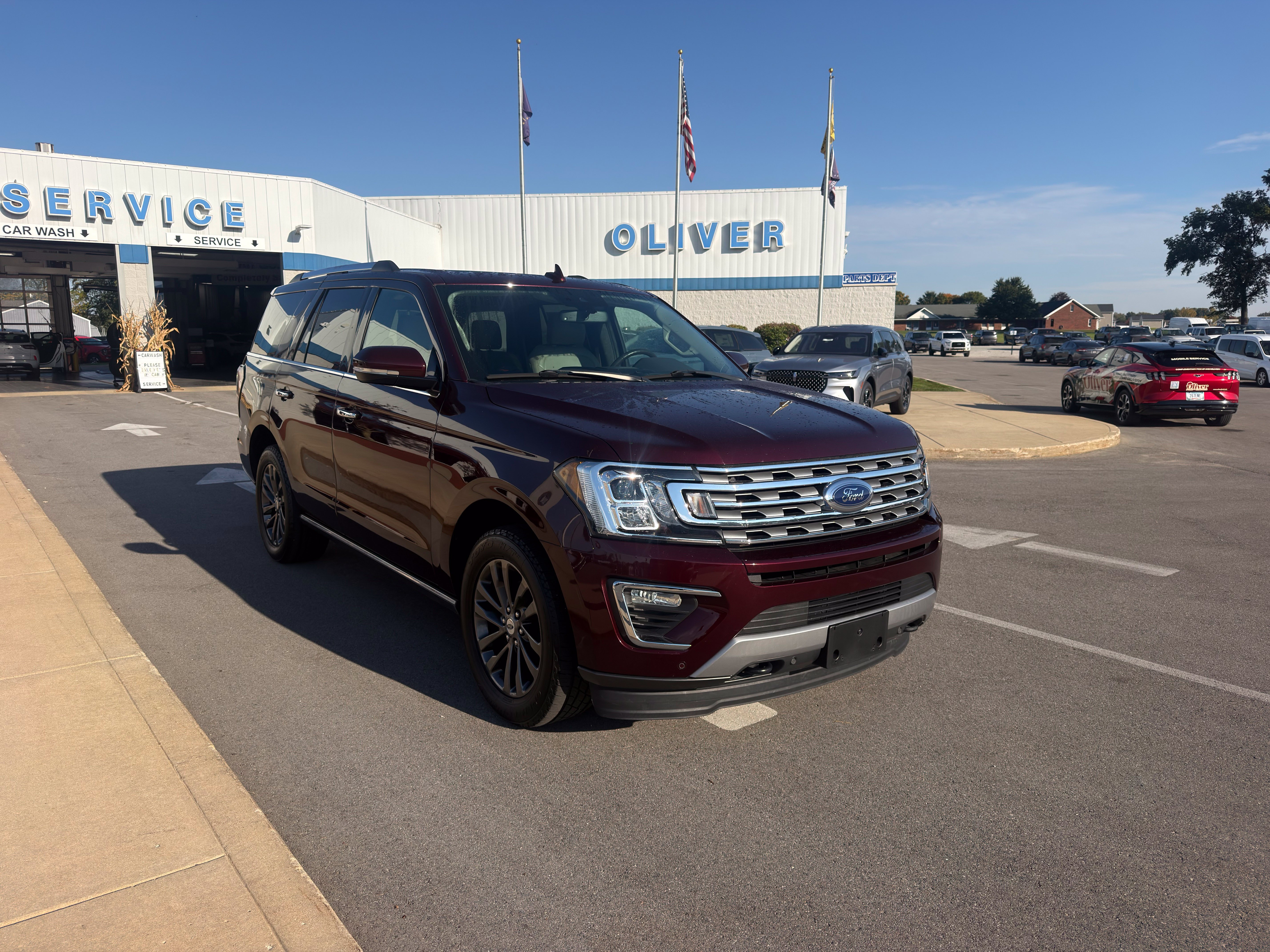 Certified 2020 Ford Expedition Limited w/ Equipment Group 301A AWD/4WD image 1