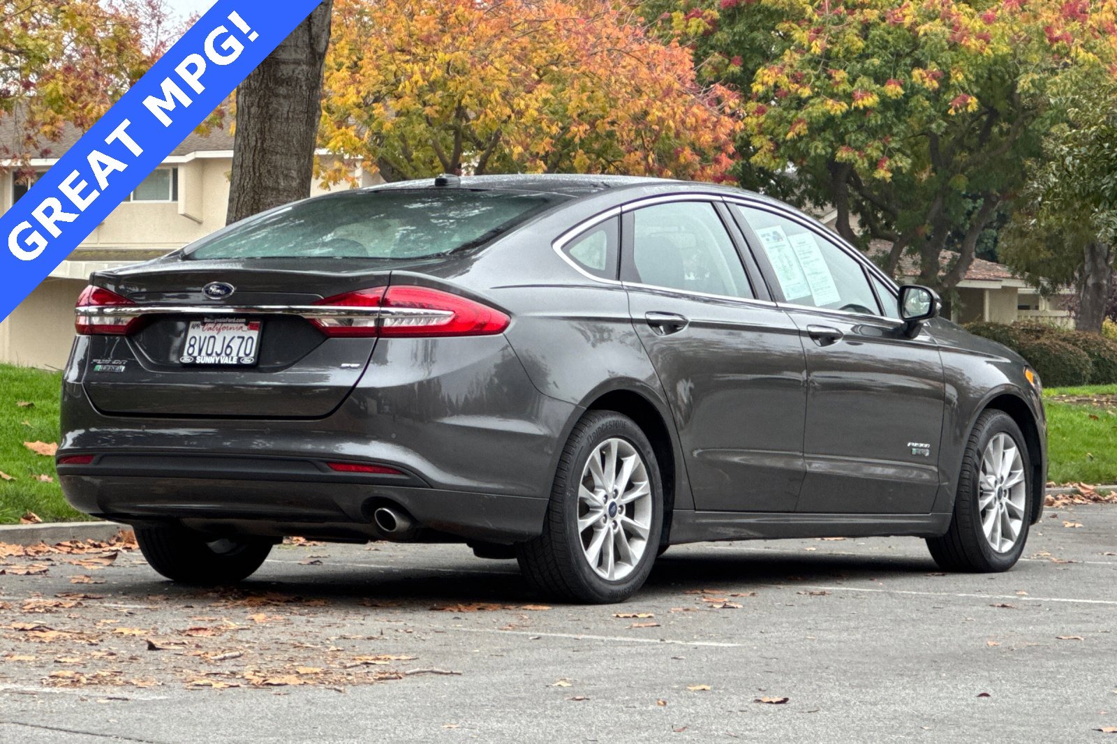 Certified 2018 Ford Fusion Energi SE image 4