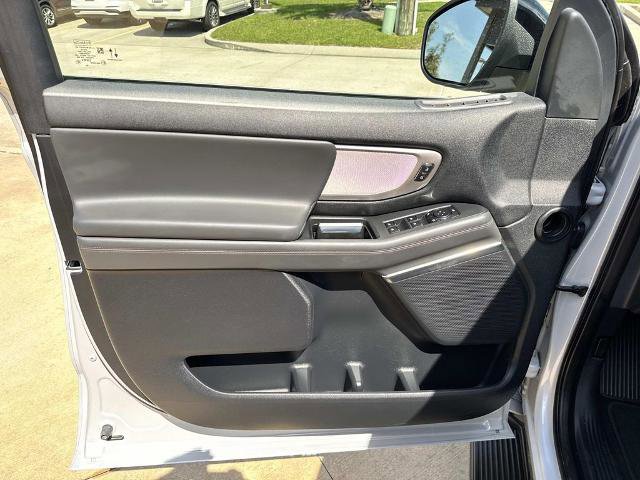 Certified 2025 Ford Expedition Active image 22