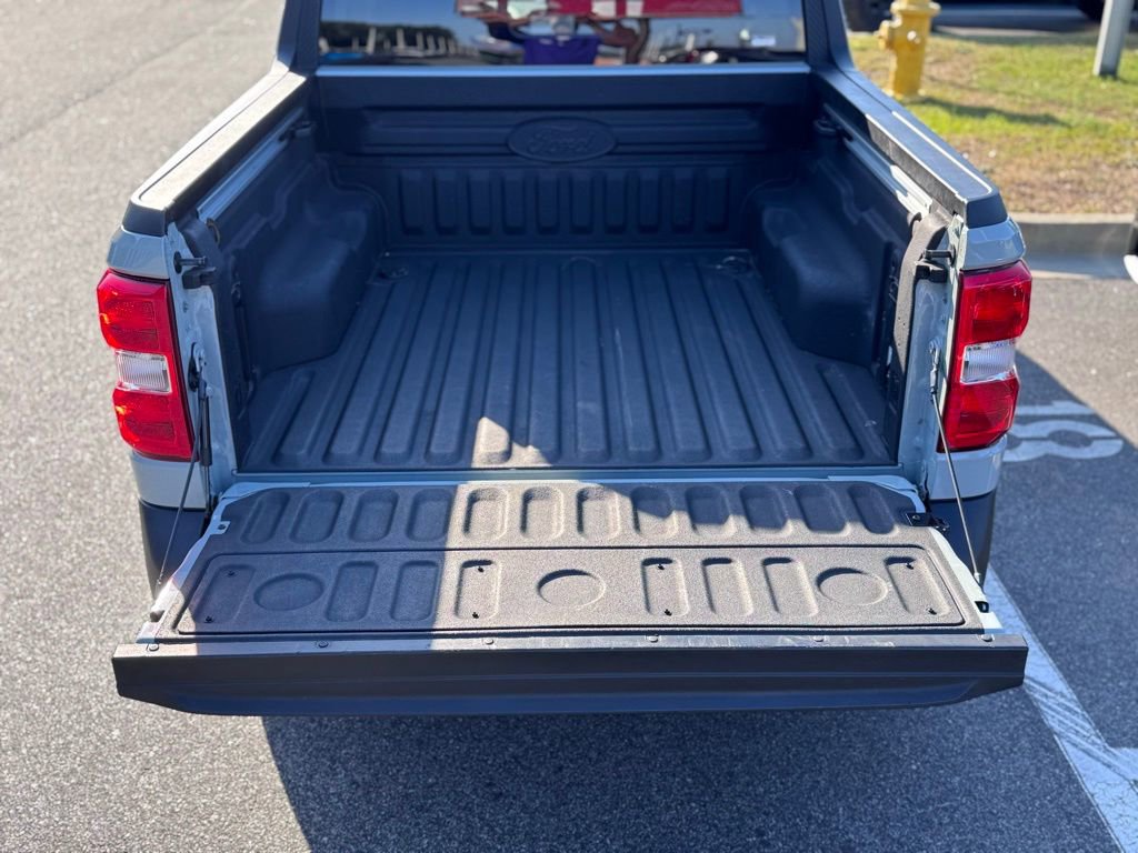 Certified 2024 Ford Maverick Lariat FWD image 8