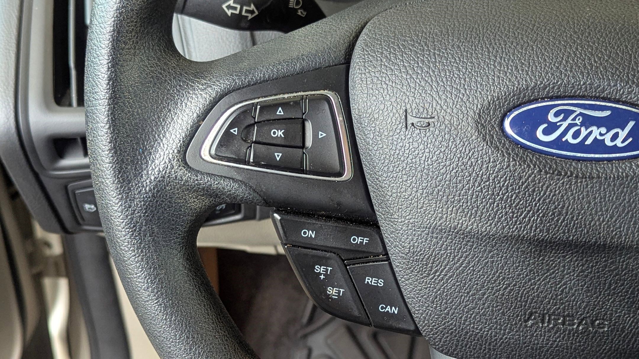 Certified 2018 Ford Focus SE image 15