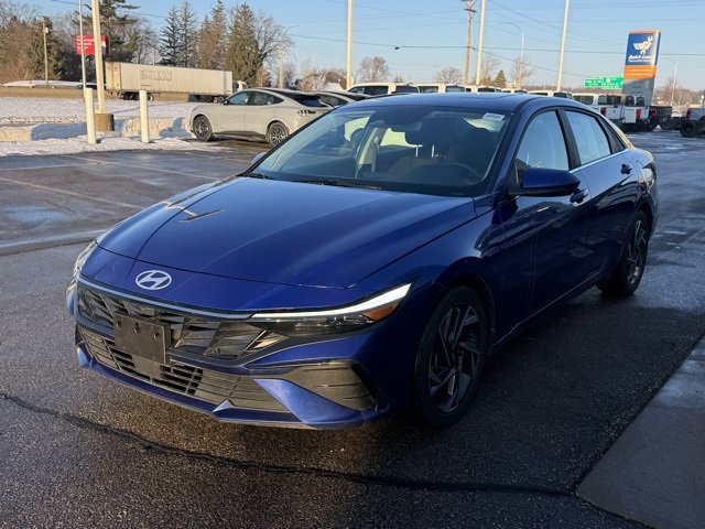 Used 2024 Hyundai Elantra SEL w/ Convenience Package image 33