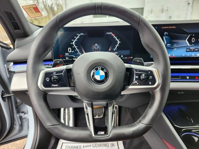Used 2024 BMW 540i xDrive w/ Premium Package image 26