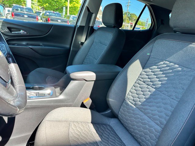 Used 2018 Chevrolet Equinox LT AWD/4WD image 38