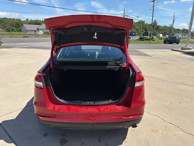 Certified 2020 Ford Fusion SE FWD image 13