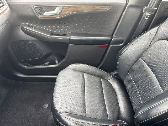 Certified 2020 Ford Escape Titanium AWD/4WD image 31