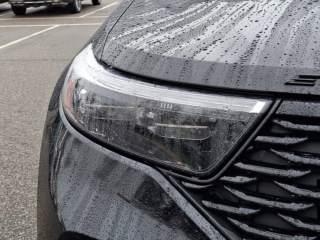 Certified 2023 Ford Explorer ST-Line image 12