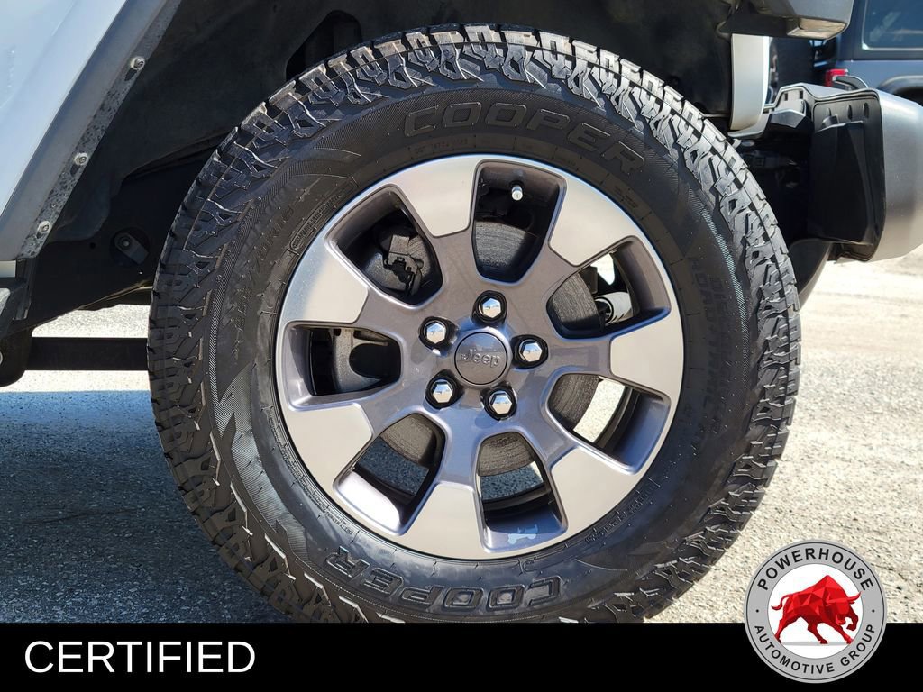 Used 2020 Jeep Wrangler Unlimited Sahara image 11