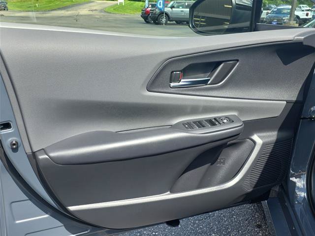 Used 2025 Toyota Prius XLE AWD/4WD image 10