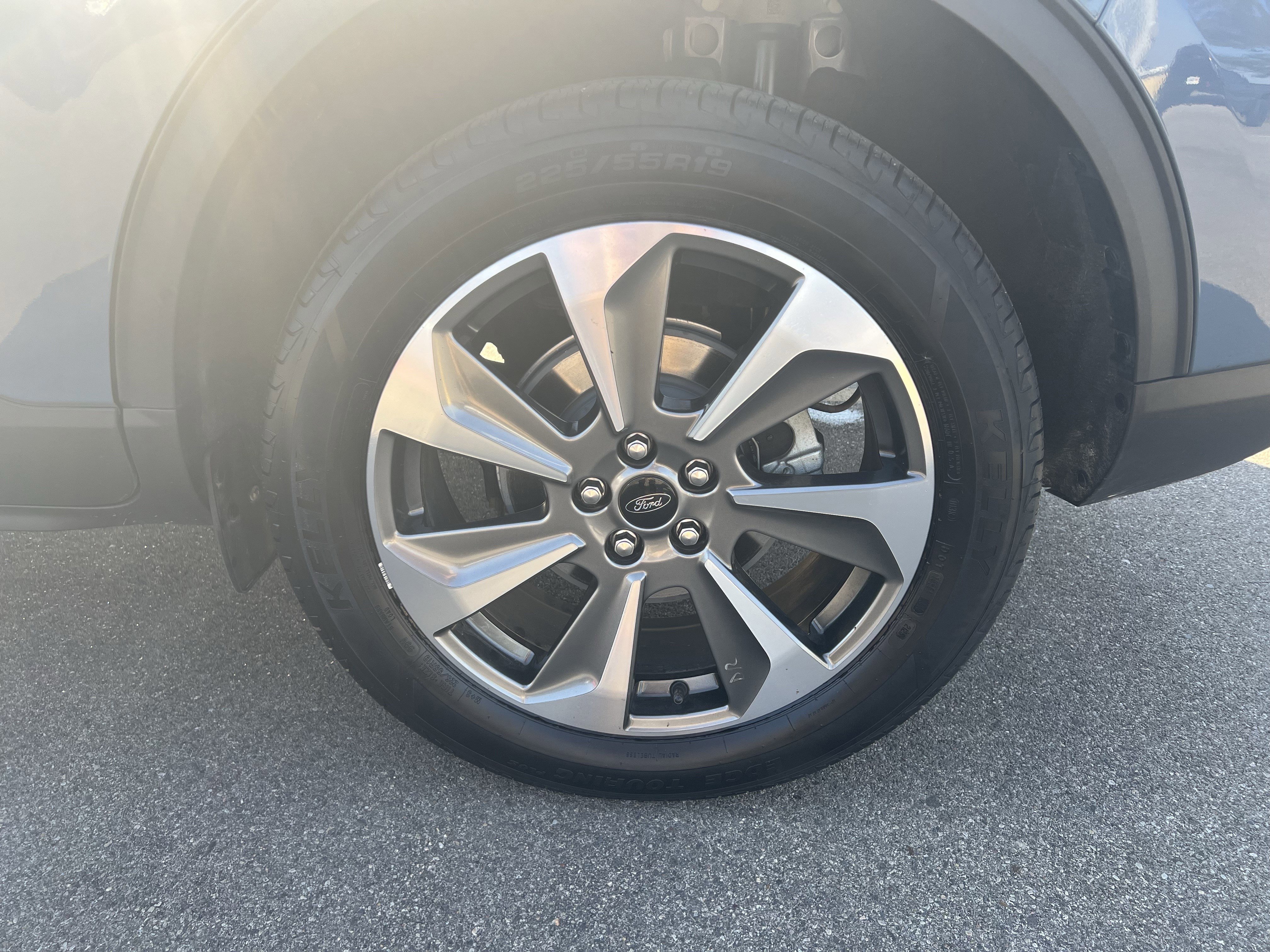 Certified 2023 Ford Escape Platinum w/ Class II Trailer Tow Package image 20