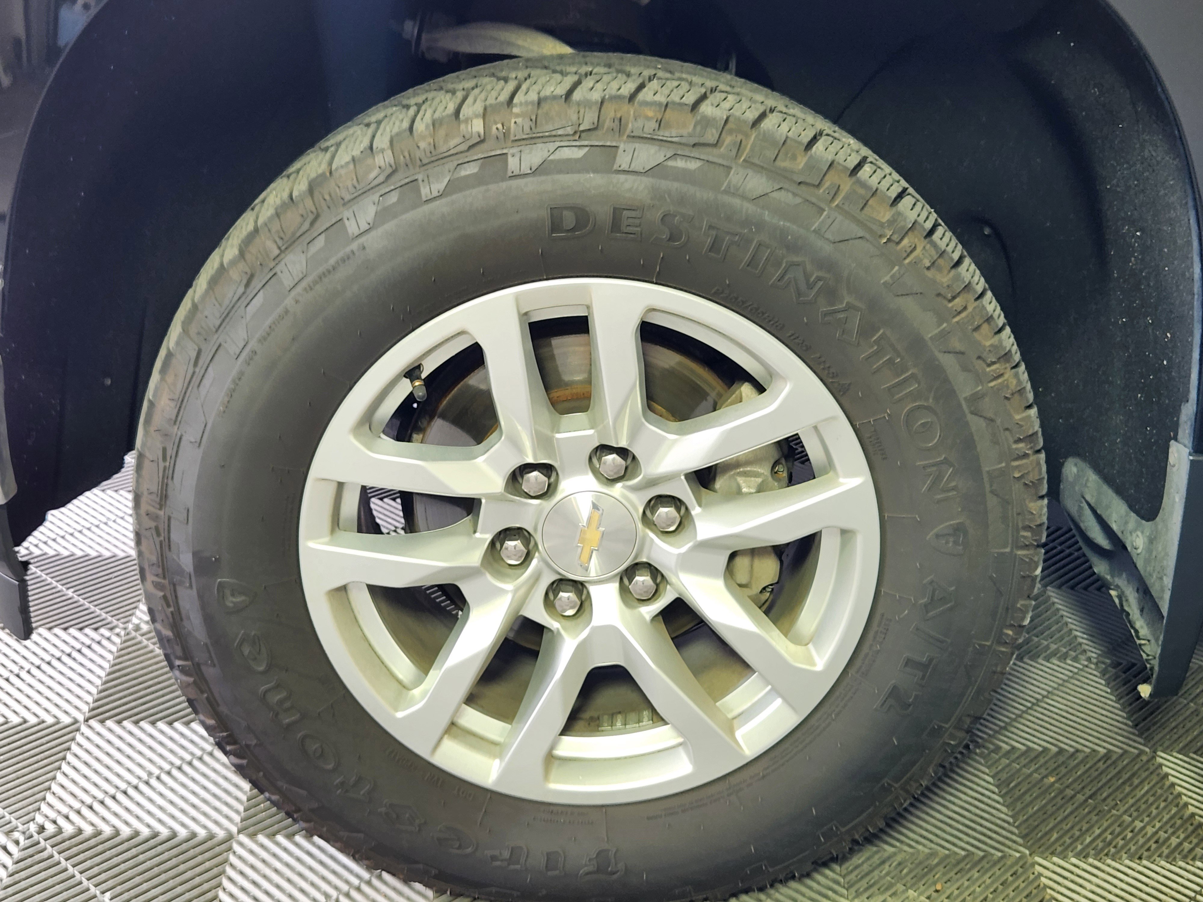 Used 2019 Chevrolet Silverado 1500 LT image 10