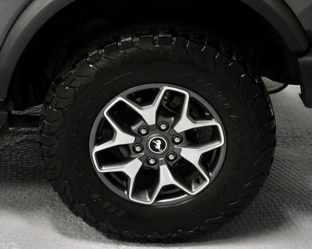 Certified 2024 Ford Bronco Badlands AWD/4WD image 18