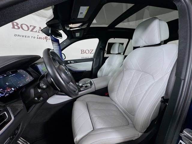 Used 2023 BMW X5 M50i w/ Executive Package image 25