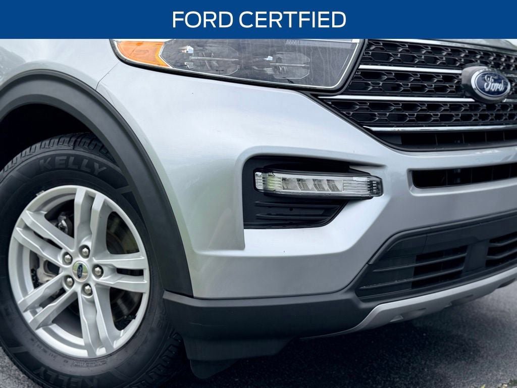 Certified 2023 Ford Explorer XLT w/ Equipment Group 202A RWD image 3