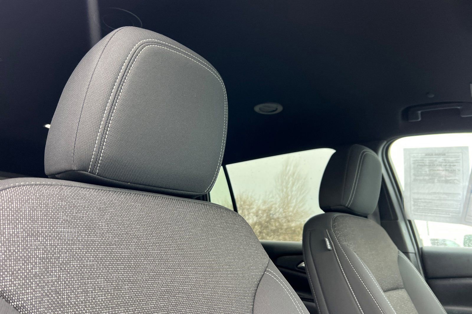 Used 2024 Chevrolet Traverse LT image 19