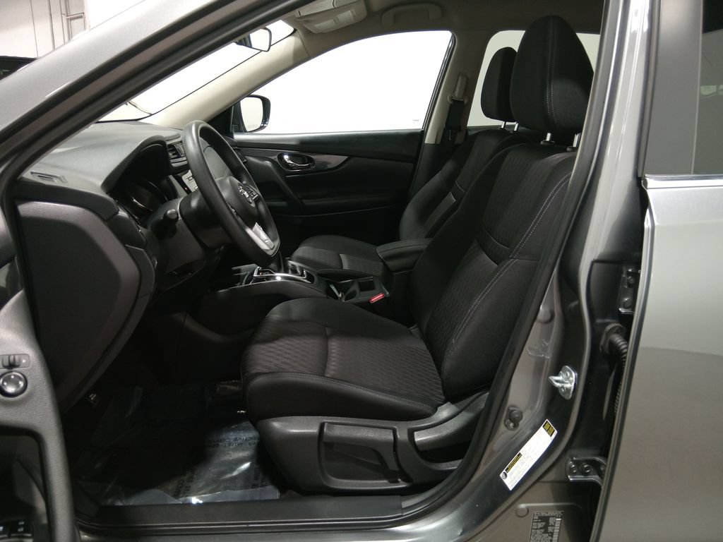 Used 2017 Nissan Rogue S w/ S Appearance Package AWD/4WD image 15