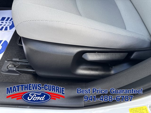 Used 2022 Toyota Corolla LE w/ LE Convenience Package FWD image 11