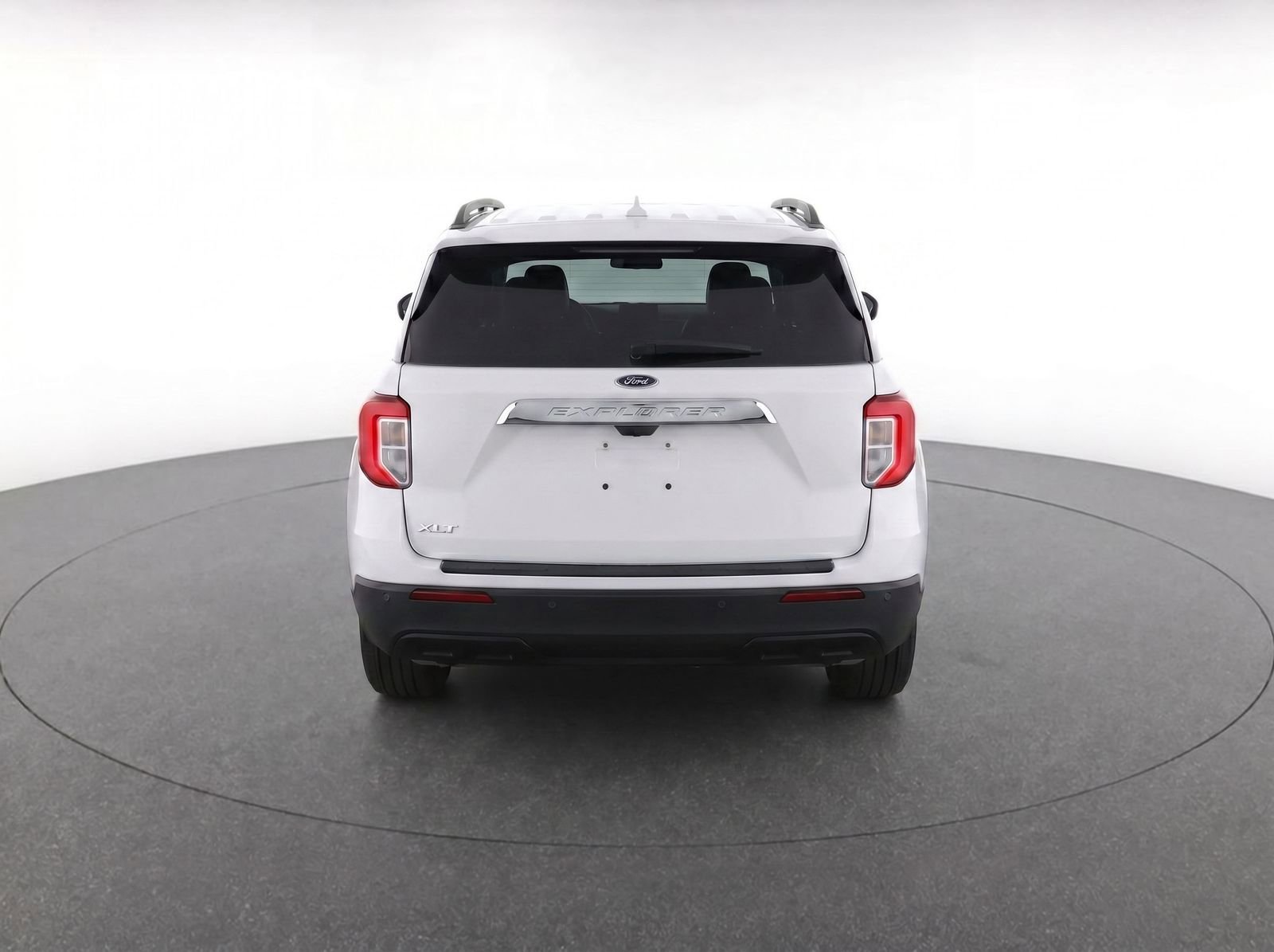 Certified 2020 Ford Explorer XLT RWD image 7