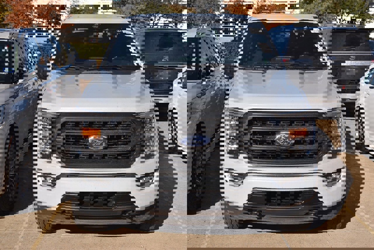 Certified 2022 Ford F150 XLT w/ Equipment Group 302A High image 3