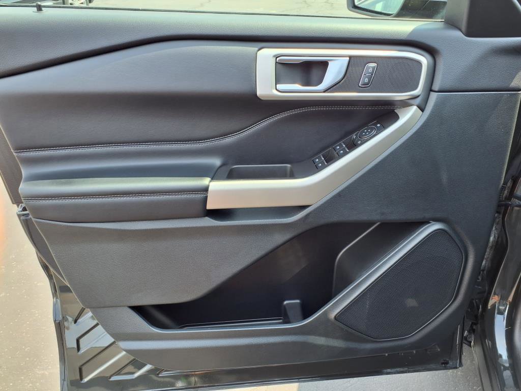 Certified 2023 Ford Explorer XLT image 20