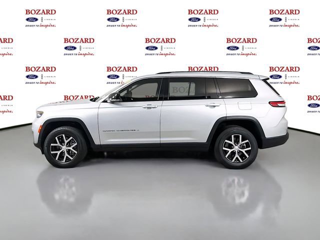 Used 2023 Jeep Grand Cherokee L Limited w/ Trailer Tow Group (B) AWD/4WD image 5