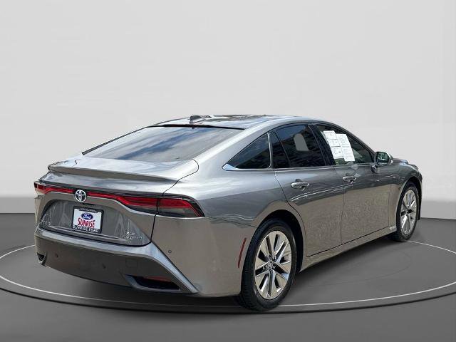 Used 2022 Toyota Mirai w/ Advanced Technology Package RWD image 5