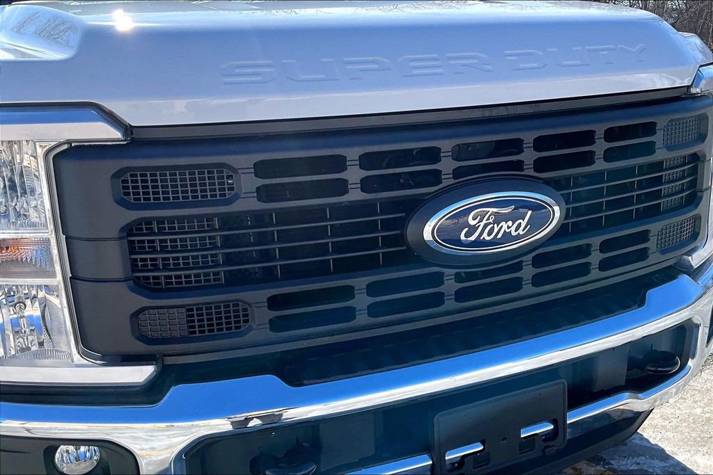 Certified 2024 Ford F350 XL w/ XL Off-Road Package image 23