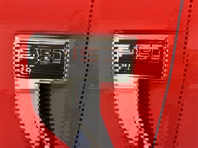 Certified 2021 Ford F150 XLT w/ Equipment Group 302A High image 17